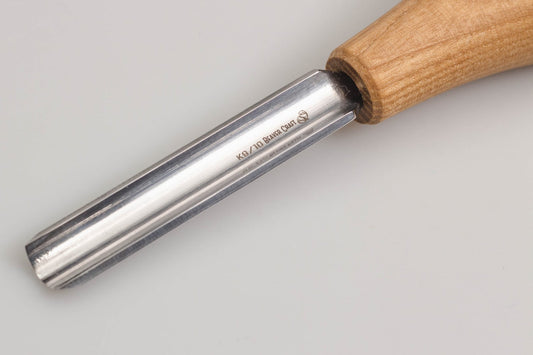 P9/10 - Palm-size straight rounded chisel. Sweep №9